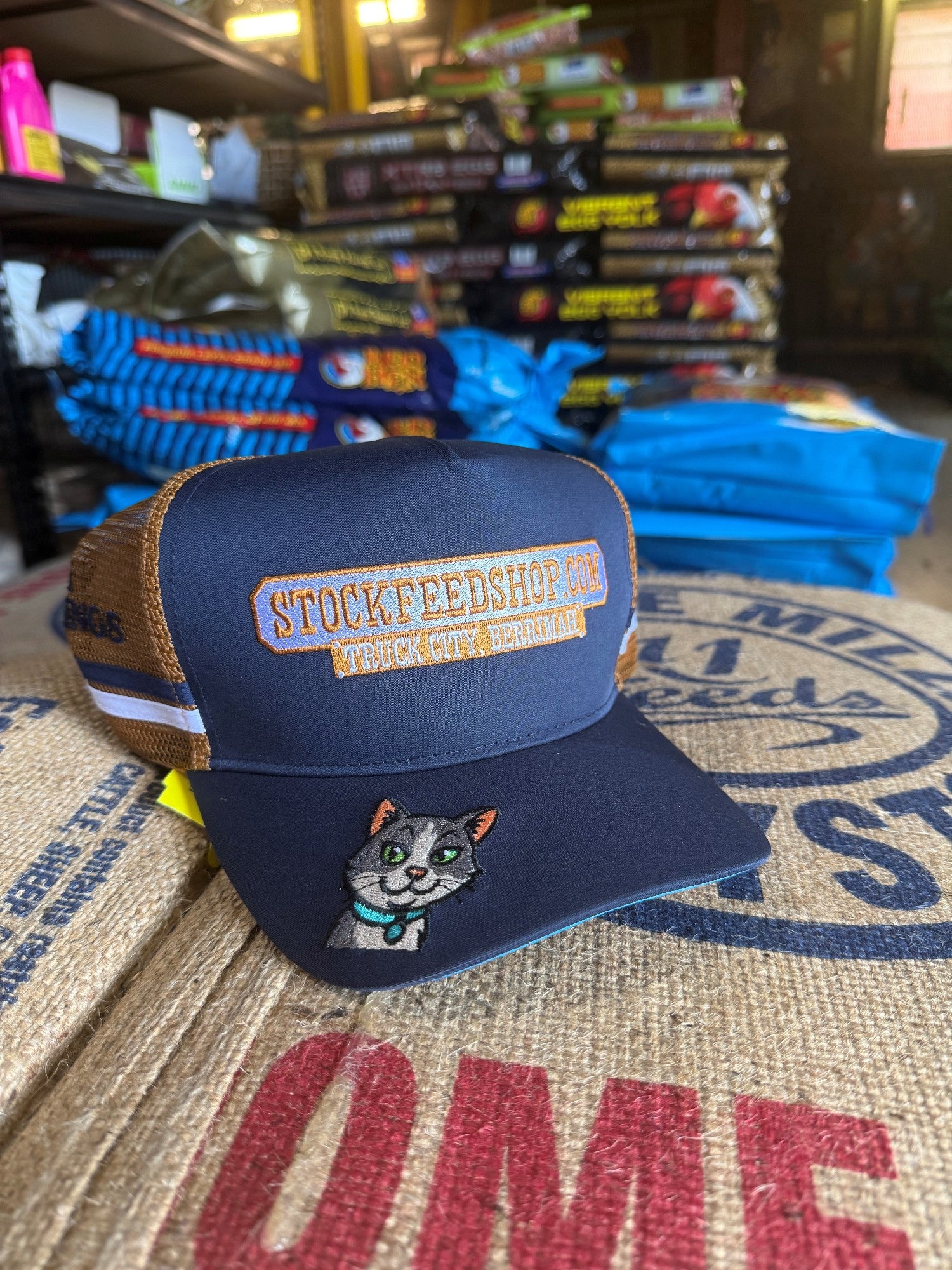 STOCK FEED SHOP TRUCKER CAP