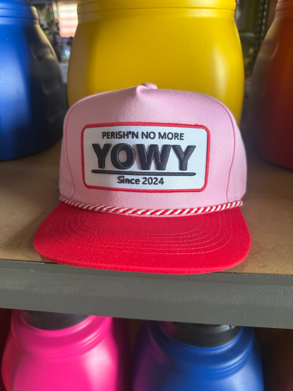 YOWY CAP - PINK AND RED