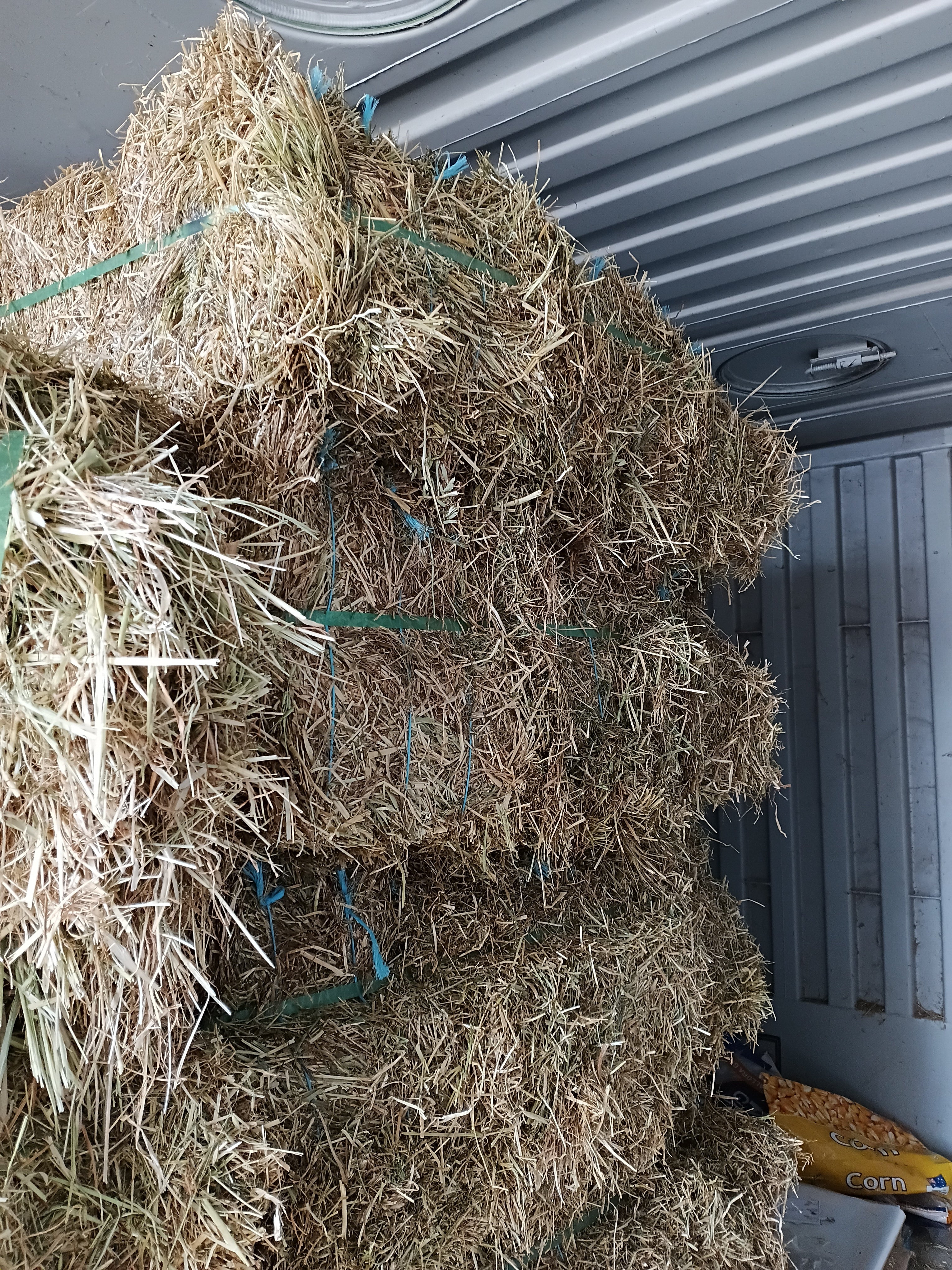 HAY COMPRESSED MEADOW